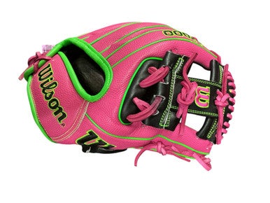 Used Wilson 1786 A2000 BB/SB Glove RH Throw Pink 11 1/2" 10743-S000469403