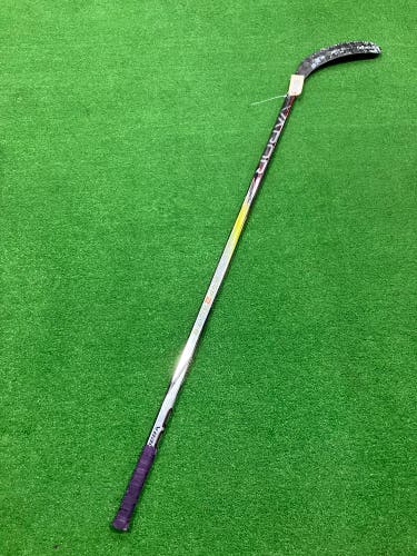 Senior Bauer Vapor Hyperlite 2 Hockey Stick Left Hand P92 (Used)