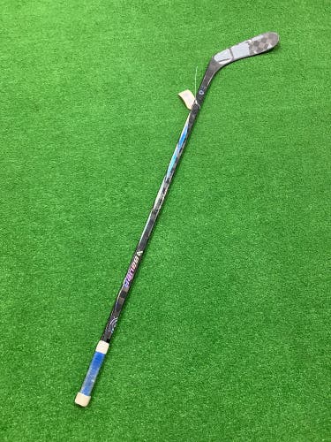 Junior Bauer Proto-R Hockey Stick Right Handed P28 (Used)