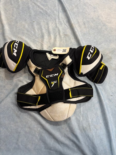 Large Youth CCM Supertacks Shoulder Pads (Used)