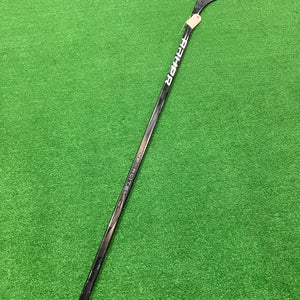 Senior Bauer Hyperlite 2 Hockey Stick Right Handed P92 (Used)