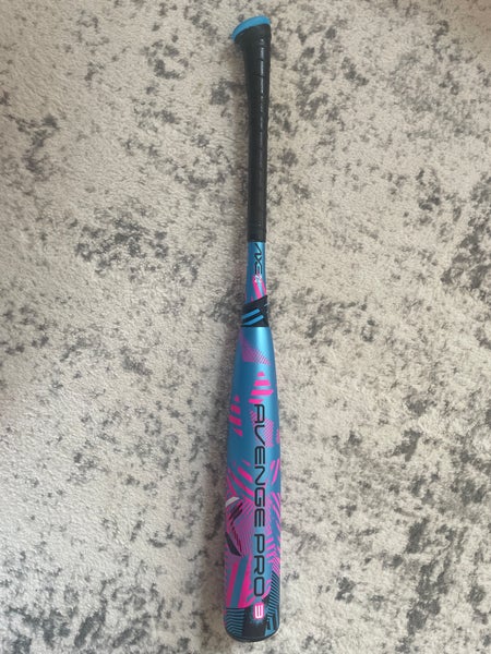 2025 AXE Avenge Pro Composite USSSA Certified Bat (-8) 23 oz 31" (Used)