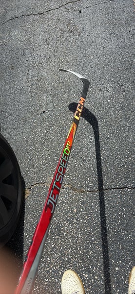 Intermediate CCM JetSpeed FT7 Right Handed Hockey Stick (Used)