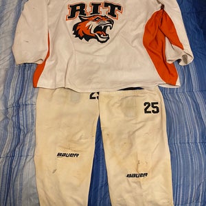 Rit white mens hockey practice jersey
