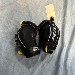 Youth Large CCM Tacks 9550 Elbow Pads (Used)