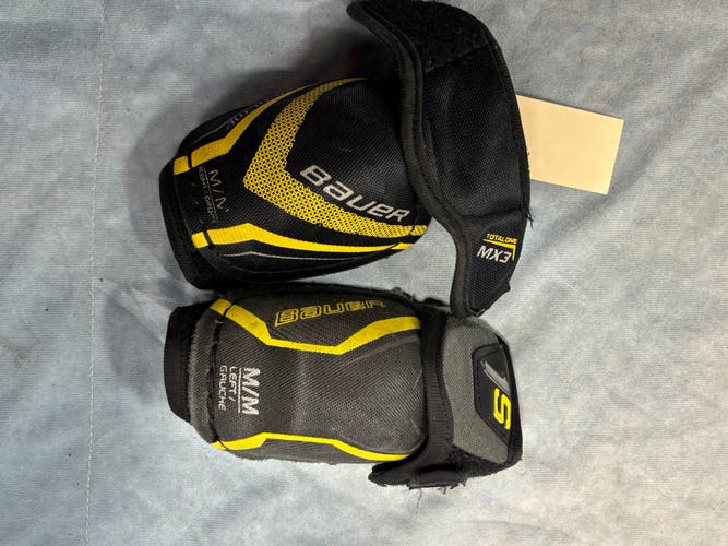 Youth Medium Bauer Supreme TotalOne MX3 Elbow Pads (Used)