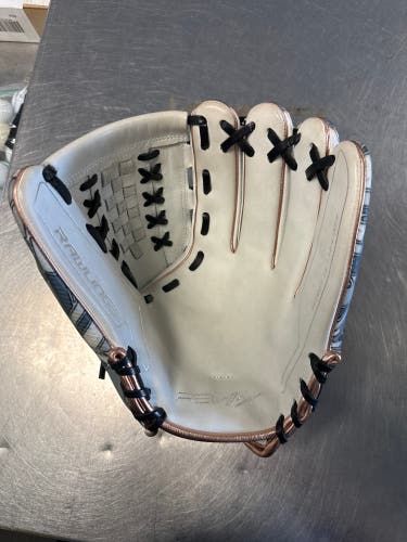 Rawlings REV1X RH Baseball Glove 12.25" (Used)