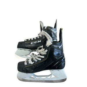 Used CCM 9350 Junior Hockey Skate Junior 04 11833-S000166332