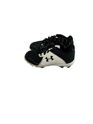 Used Under Armour LEADOFF BB/SB Cleats Black And White Youth 13.0 11692-S000140792