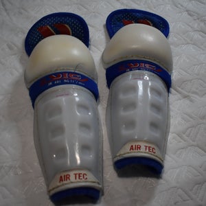 Vic 401 Air Tec Hockey Shin Pads, Junior 11 Inches