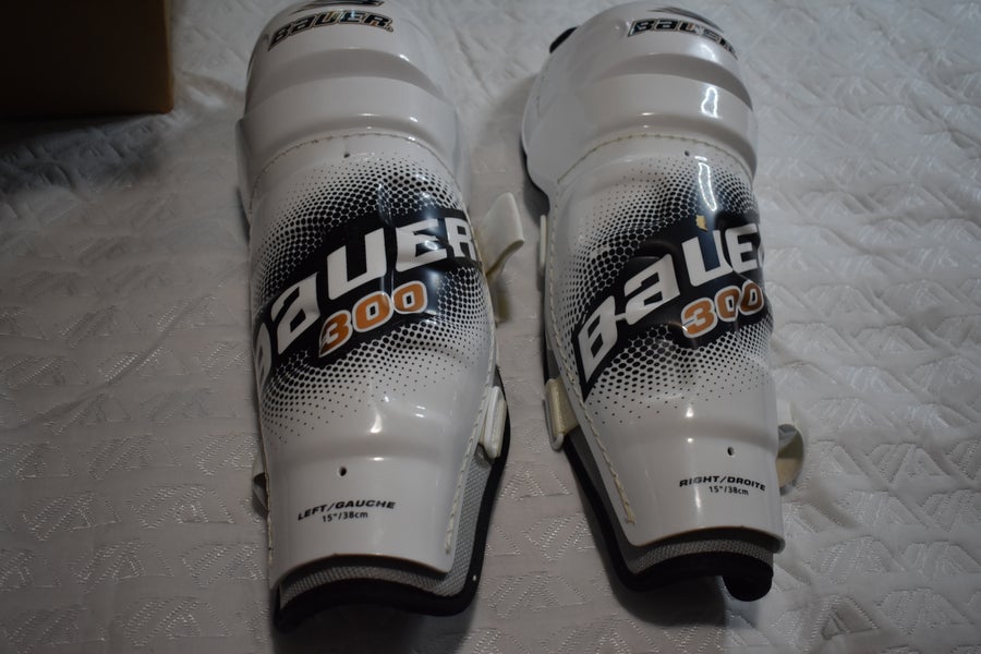 Bauer 300 Hockey Shin Pads, Senior 15 Inches - Great Condition!