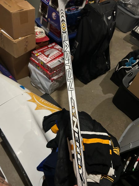 Senior Easton Synergy Left Hand Hockey Stick Pro Stock (Used)