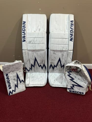 Toronto Maple Leafs Vaughn V10 Pro Carbon Set 37+1 Item#V1037