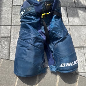 Senior Medium Bauer Supreme Ultrasonic Hockey Pants (Used)