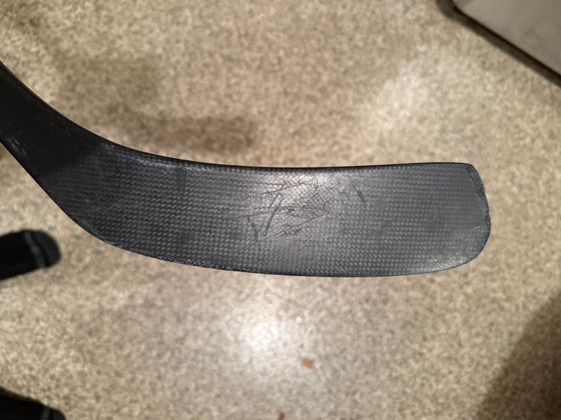 Bauer Vapor X7.0 Right Handed Hockey Stick PM9 (Used)