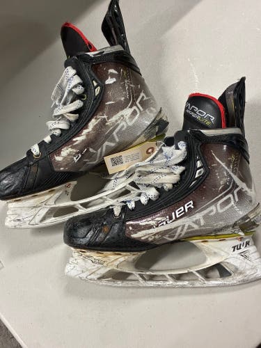 Senior Bauer Vapor Hyperlite Skates (8Fit1) (No Blades)