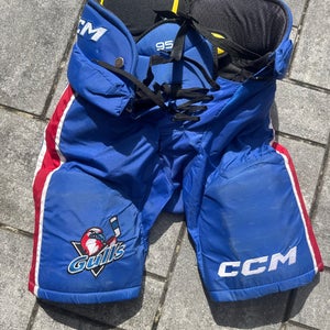Senior Small CCM Tacks 95C Hockey Pants (Used)