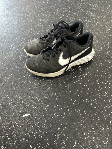 Used Nike ALPHA HURACHE 3 TF GS BB/SB Cleats Black Youth 06.0 11849-S000032397