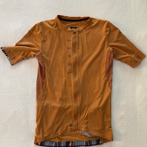 Men’s Small Leatt Cycling Jersey