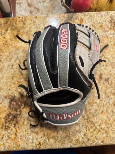 2023 Wilson A2000 RH Infield Baseball Glove 11.5" (New)