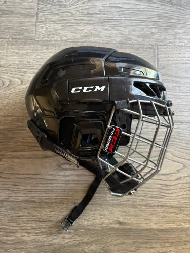 Youth CCM FL3DS Helmet (Used)