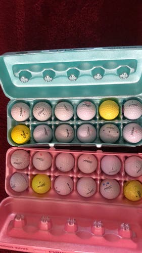 Titleist Balls 12 Pack (1 Dozen) (Used)