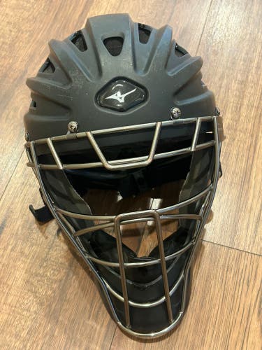 Mizuno G4 Samurai Catcher's Mask (Used)