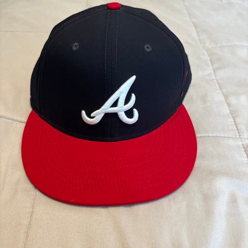 Atlanta Braves Nike DriFit Velcro-Back Blue/Hat Baseball Cap