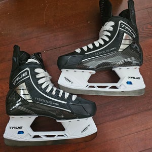 True Hzrdus Pro Hockey Skates 7.5 (Used)