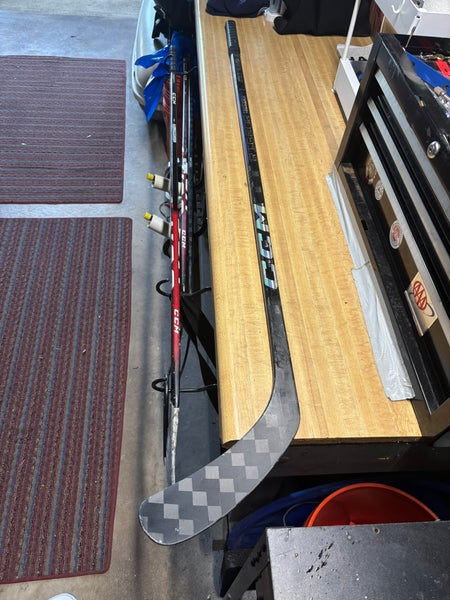 Junior CCM RibCor Trigger 9 Pro Right Handed Hockey Stick P29 50 flex (not cut )