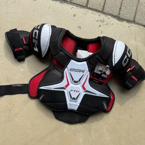 Women's Large Senior CCM FTW Shoulder Pads (New)