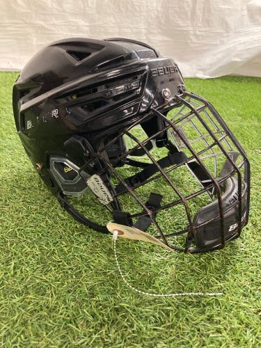 Black Small Bauer Re-Akt 150 Helmet (Used)