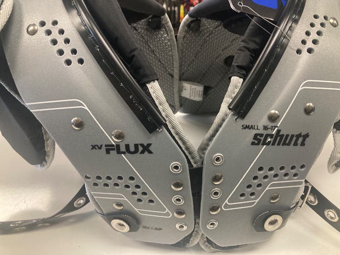 Small Adult Schutt XV FLEX Shoulder Pads (New)