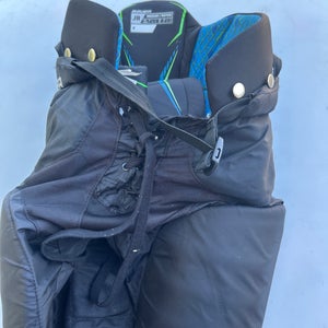 Junior Medium Bauer Bauer x Hockey Pants (Used)