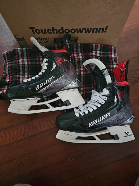 Bauer Vapor 5x pro Hockey Skates 7.5 (Used)