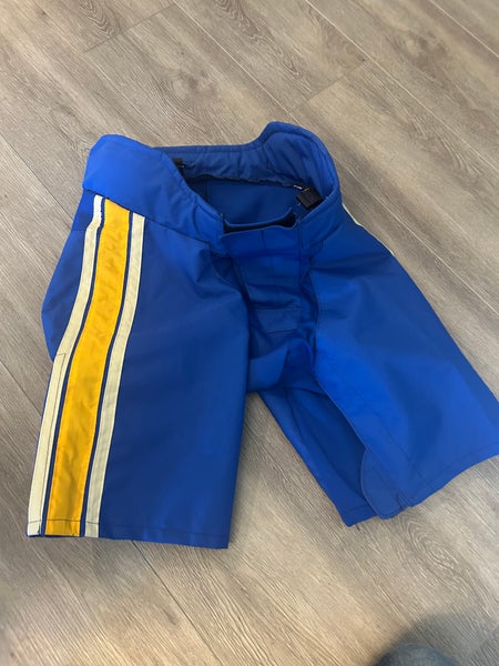 CCM St. Louis Blues Winter Classic Shell SZ.M