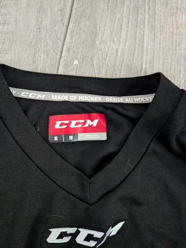 CCM Hockey Senior/Adult Black Practice Jersey XL #33