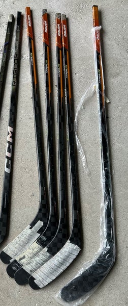 Intermediate Bauer Vapor Hyperlite Left Hand Hockey Stick P14 Pro Stock (Used)