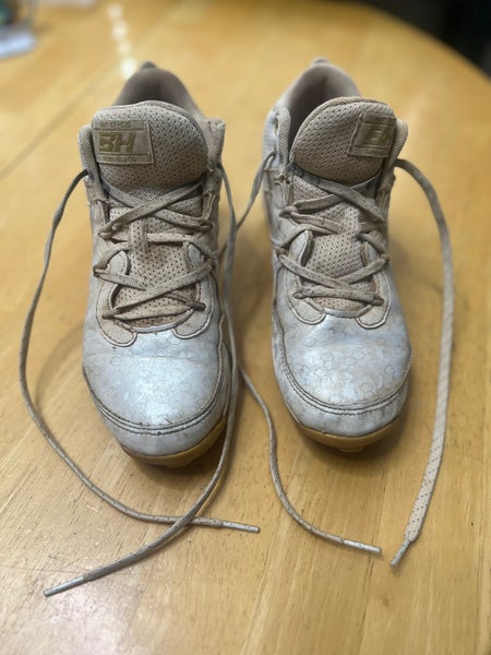 Kid's 5Y (Big Kids / Youth) Youth Under Armour (Used)