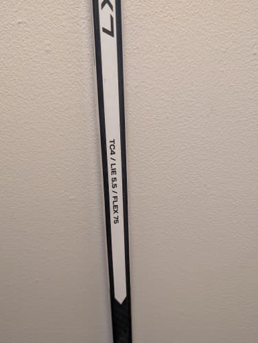 Senior True AX7 Left Hand Hockey Stick TC4 (Used)