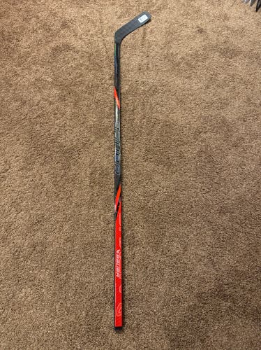 Senior Bauer Nexus Tracer Right Handed Hockey Stick P88 (New)
