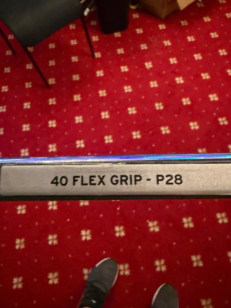 Junior 40 flex CCM RibCor Trigger 9 Pro Right Handed Hockey Stick P28 (New)