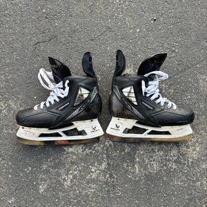 True Pro Custom Hockey Skates Regular Width Pro Stock 7.5 (Used)