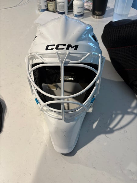 Senior Large CCM Goalie Mask (Used)