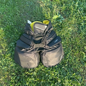 Intermediate Medium Warrior Ritual X3E Hockey Goalie Pants (Used)