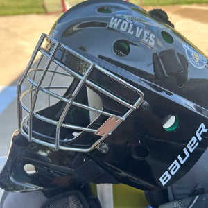 Intermediate 2017 Medium Bauer NME 4 Goalie Mask (Used)