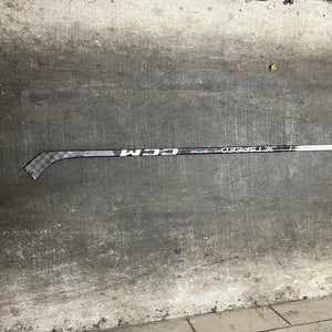 Broken Senior CCM Jetspeed FT690 Left Hand Hockey Stick P29 (Used)