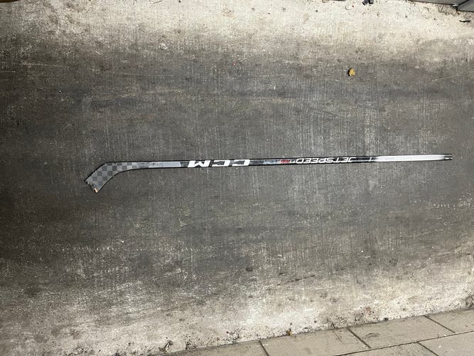 Broken Senior CCM Jetspeed FT690 Left Hand Hockey Stick P29 (Used)