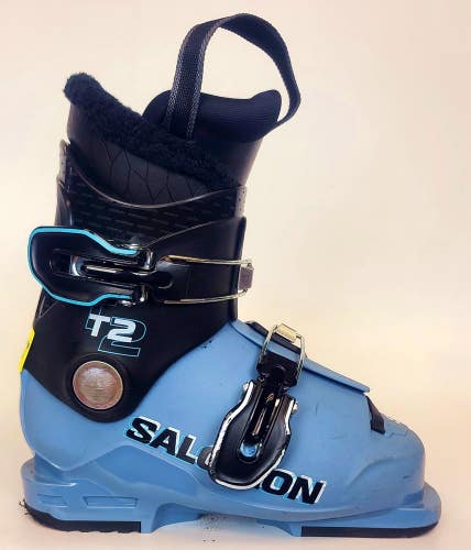 Used $150 Kid's Salomon T2 Ski Boots Green Sizes 12 4
