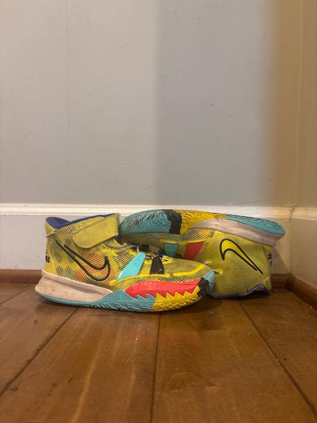 Nike Kyrie 7 EP 1 World 1 People